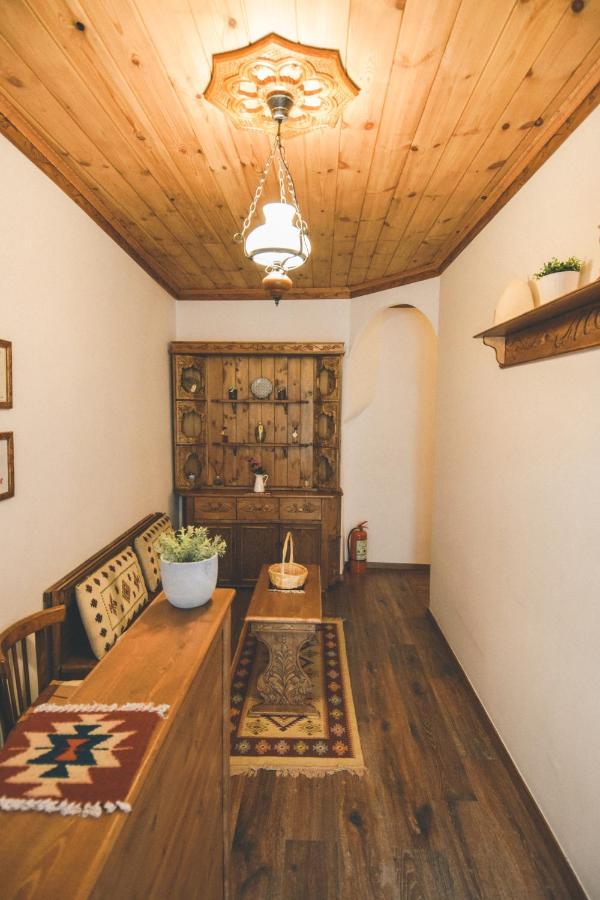 4 Gjirokastër