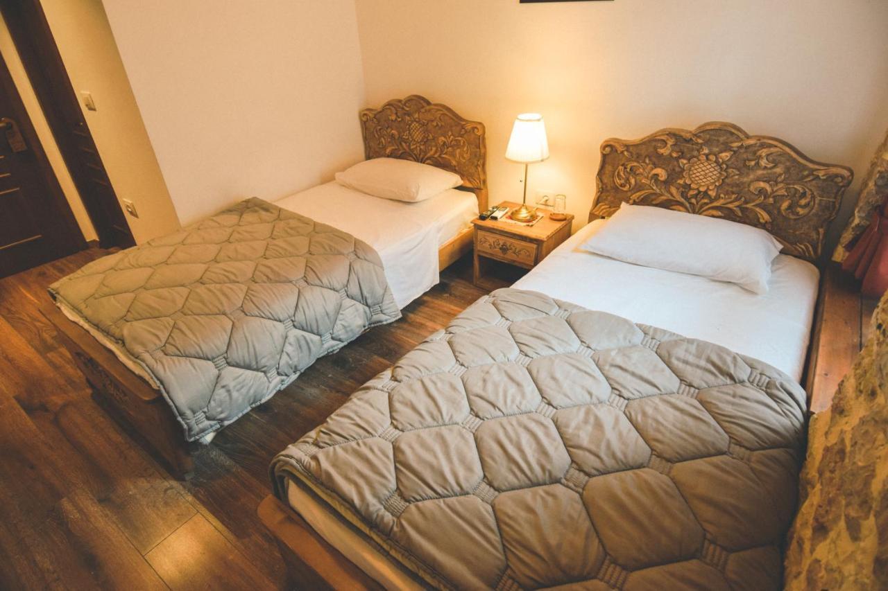 4 Gjirokastër